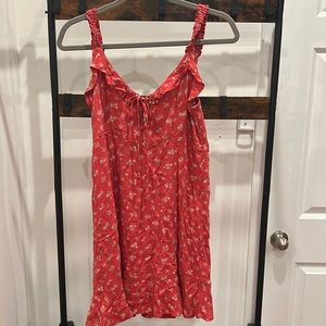 size M American eagle reddish floral dress